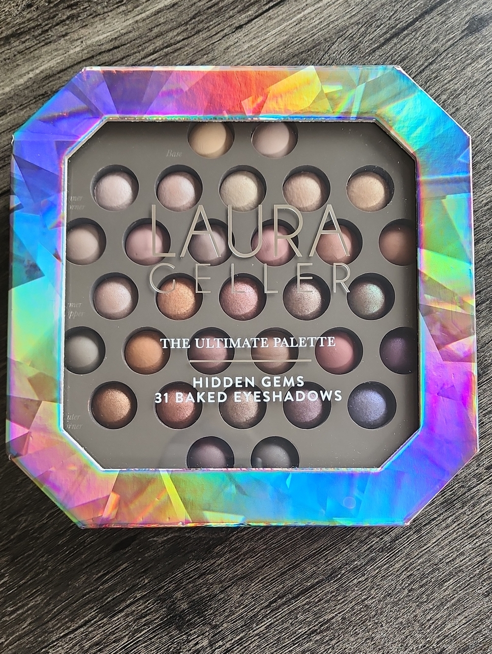 Laura Geller Hidden Gems 31-Baked Eyeshadows Palette - Multicolor Brand New!